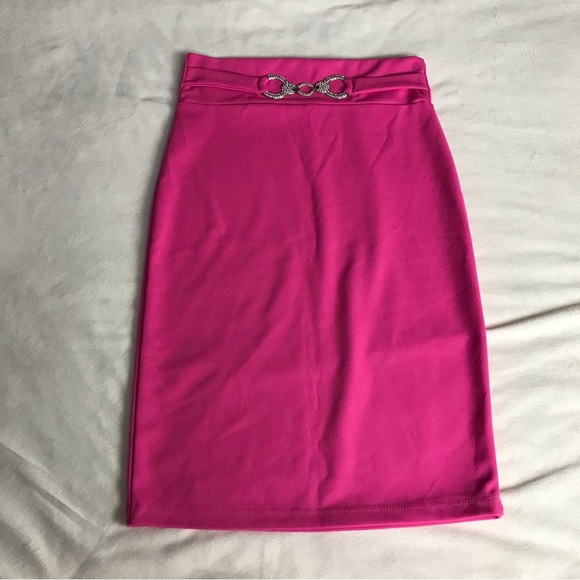 Event Pencil Skirt Women’s Size XS Color Pink Pull On knee length Pre owned - Picture 10 of 11